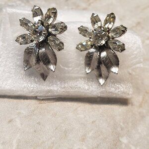 Vintage Krementz Earrings Crystal Rhinestone Leaf Screw Back